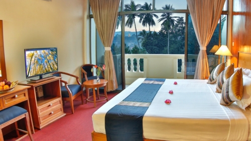 โรงแรม Amazing Kyaing Tong Resort